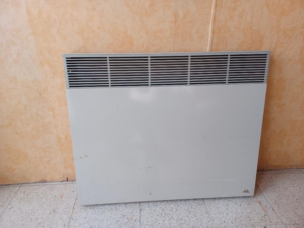 Elektrische wandverwarming Radial B80,50xH65xD6, Doe-het-zelf en Bouw, Verwarming en Radiatoren, Ophalen, 30 tot 80 cm, Gebruikt