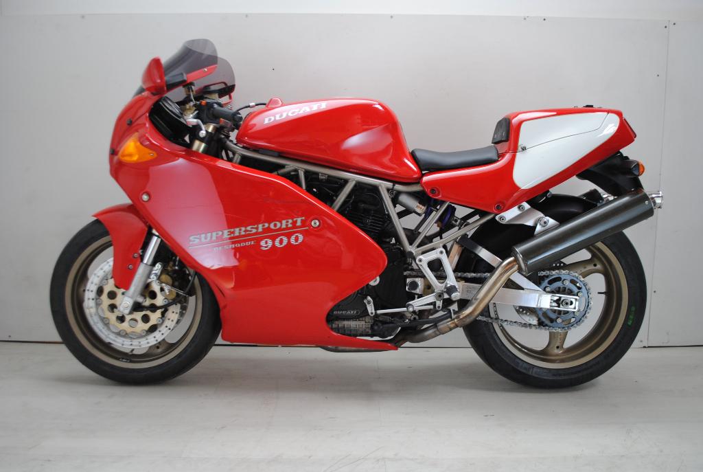 Ducati 900SS, Motoren, 2 cilinders, Motorrijbewijs A, Bedrijf, 900 cc