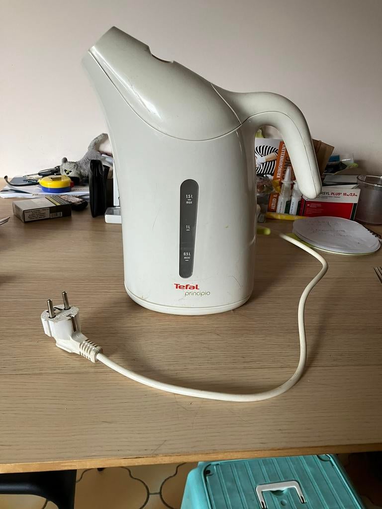 Witte waterkoker Tefal Principio, prima staat, Ophalen of Verzenden, Zo goed als nieuw