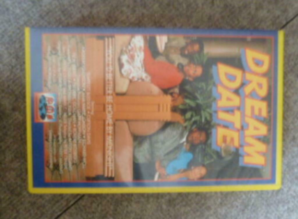 VHS video cassette DREAM DATE you'd better be home by ...., Tous les âges, Enlèvement ou Envoi, Autres genres