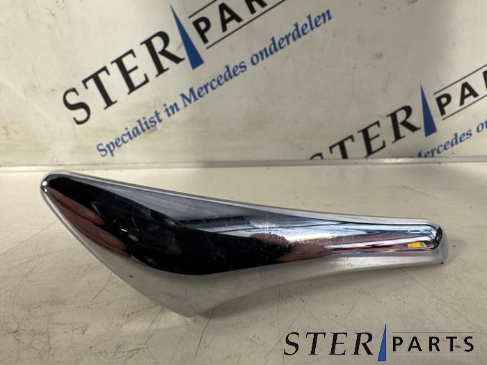 Poignée portière 4portes avant droite d'un Mercedes E-Klas, 3 mois de garantie, Utilisé, -, -