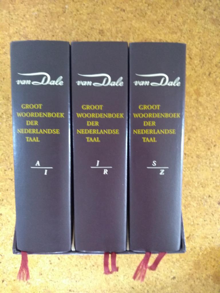 Van Dale - Groot Woordenboek van de Nederlandse Taal, Boeken, Ophalen of Verzenden, Zo goed als nieuw, Van Dale, Nederlands