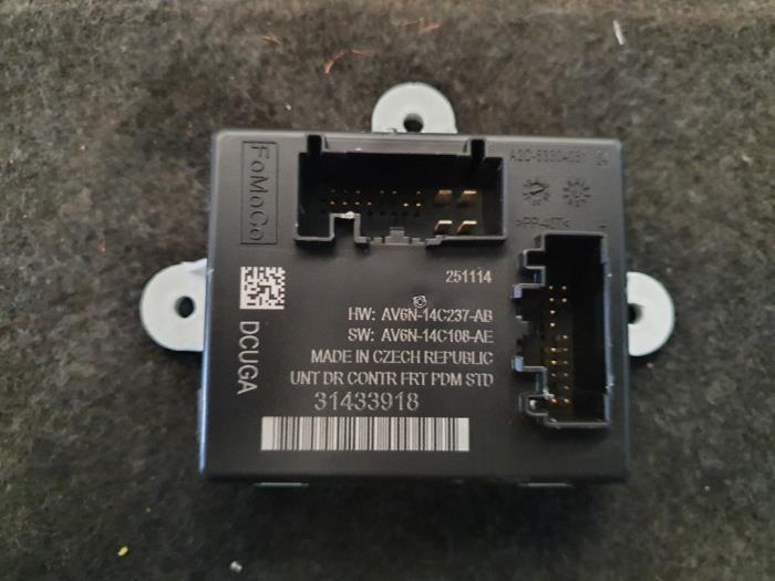 Centrale Deurvergrendelings Module van een Volvo S40/V40, Ophalen of Verzenden, 3 maanden garantie, Gebruikt, Volvo