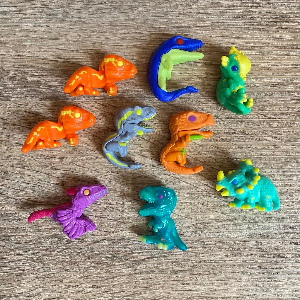 9 dino Funko van Kinder Joy, Ophalen of Verzenden, Zo goed als nieuw, Hardplasticfiguren