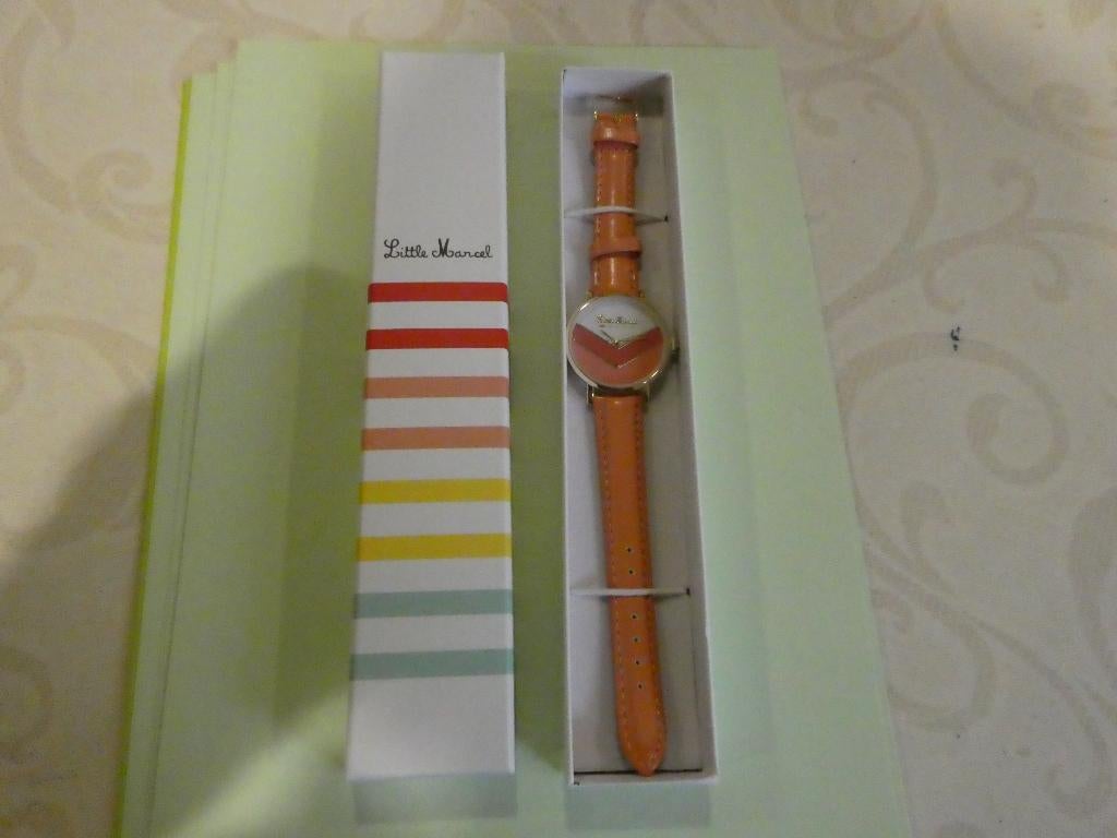 dames horloge little marcel, Handtassen en Accessoires, Overige materialen, Polshorloge, Overige materialen, Nieuw