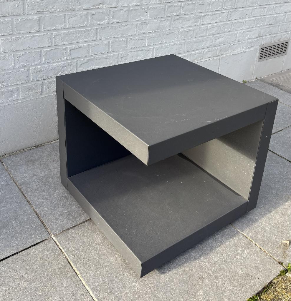 table à roulettes (gris), Moins de 50 cm, Carré, Modern, strak, Enlèvement