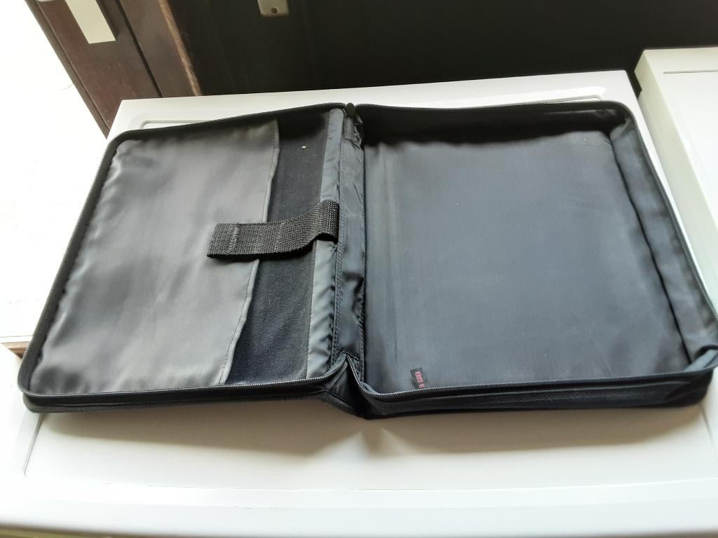 ETUIT POUR TABLETTE OU PC, Informatique & Logiciels, Ordinateurs & Logiciels Autre, Comme neuf, Enlèvement ou Envoi