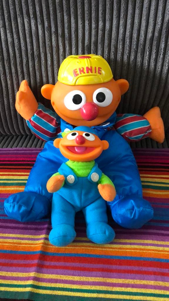 2 x Ernie Sesame Street vintage 1995 Tyco jouets