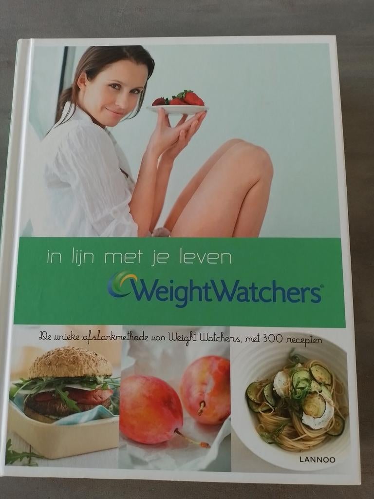 Leila Fisher - Weight Watchers, Boeken, Kookboeken, Zo goed als nieuw, Ophalen