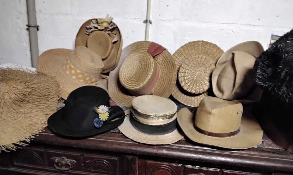CHAPEAU ANCIEN, Antiquités & Art, Enlèvement