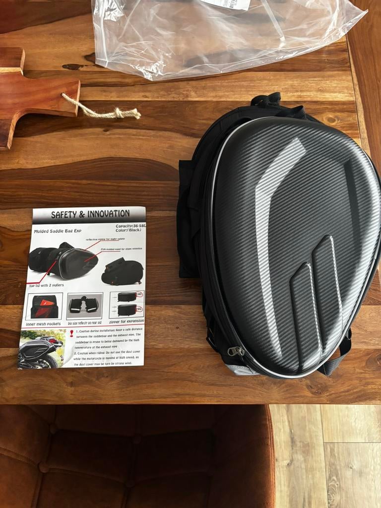 Bagage universel pour cyclomoteur, Enlèvement, Comme neuf