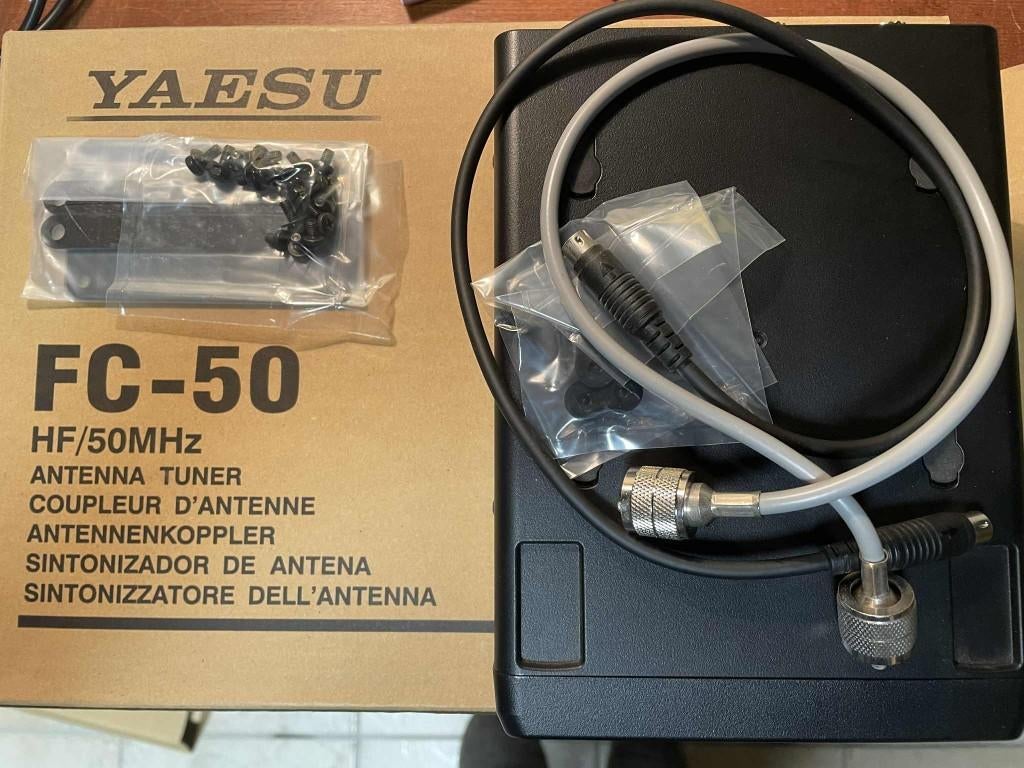Yeasu FC-50 antenne tuner, Ophalen, Zo goed als nieuw