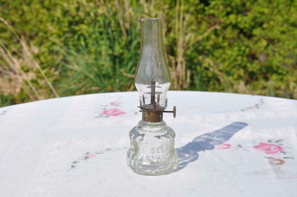 §  petite lampe a petrole en verre, Enlèvement ou Envoi