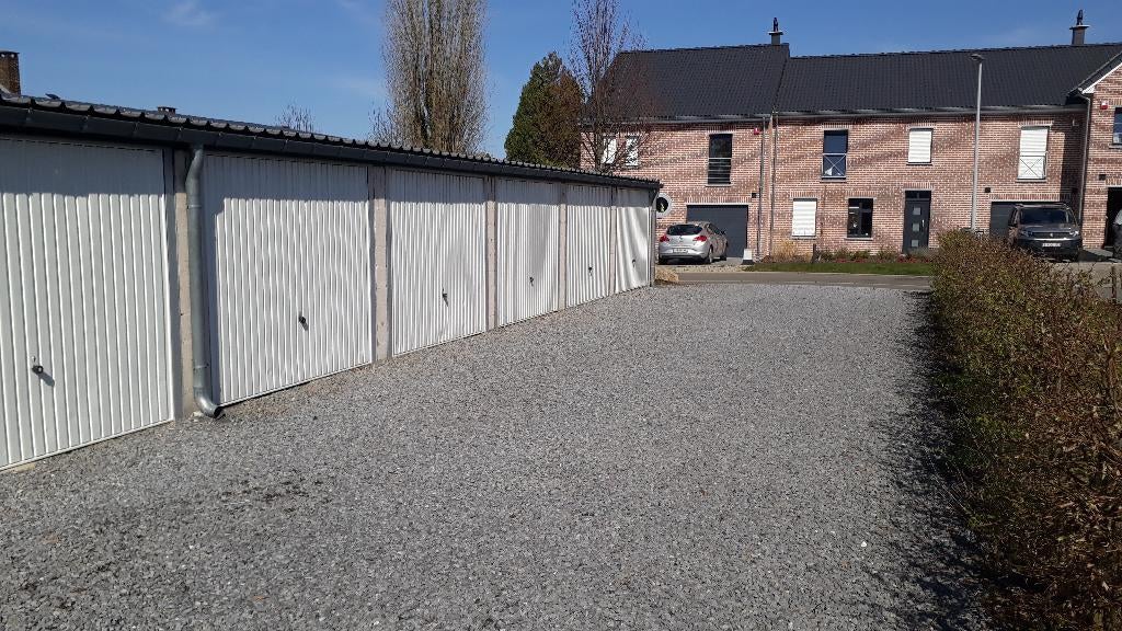 garage a louer à Liege - Impeccable propre sec- Parking aisé, Immo, Province de Liège
