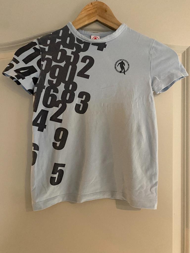 Lichtblauwe T-Shirt Bikkembergs 5-6 jaar, maat 116, Garçon, Enlèvement ou Envoi, Chemise ou À manches longues, Comme neuf