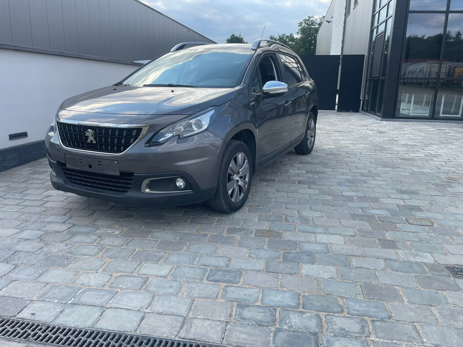 Peugeot 2008, Voorwielaandrijving, Stof, USB, 1198 cc