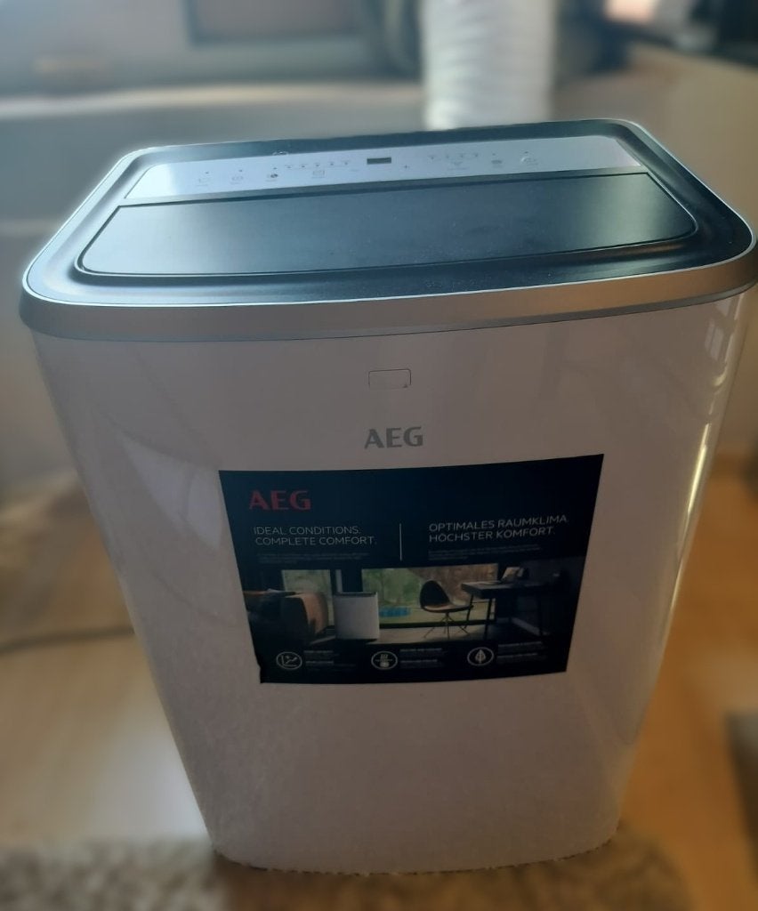 mobiele airco-AEG AXP26U338BW, Ophalen, Koelen en Ontvochtigen, Timer, 3 snelheden of meer