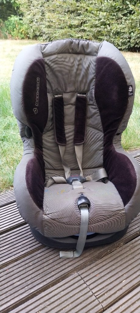 Grijze autostoel Maxi Cosi Tobi 9-18 kg, Kinderen en Baby's, Autostoeltjes, Ophalen, 9 t/m 18 kg, Slaapstand, Maxi-Cosi
