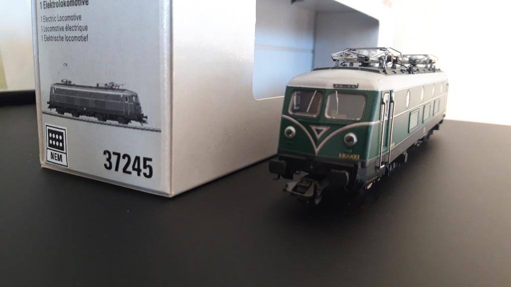 Marklin/Trix 37245 NMBS type 140 DC 2 rail systeem, Enlèvement ou Envoi, Courant continu