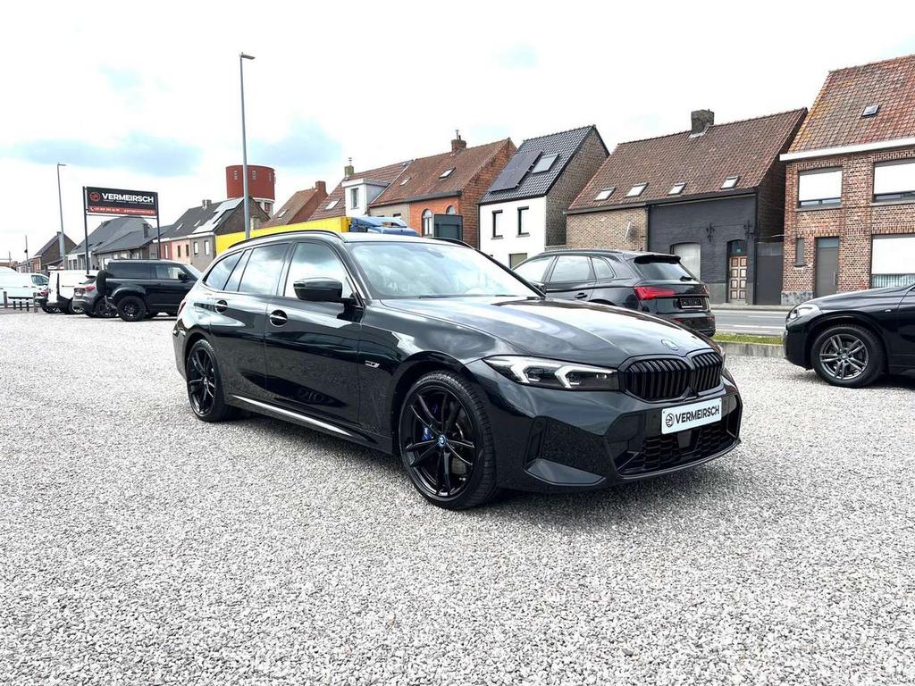 BMW 320 Touring 320eAS PHEV*M-PACK*TREKHAAK*LED*PANODAK*LED, 0 kg, 0 kg, Noir, Automatique
