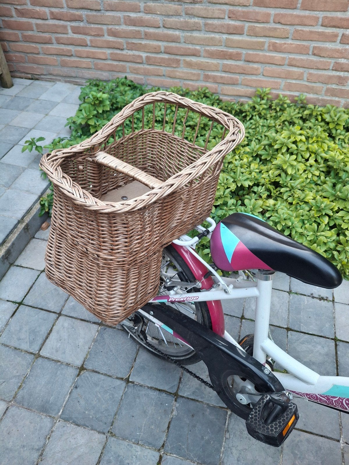 Panier à poupées pour l'arrière du vélo, Enlèvement