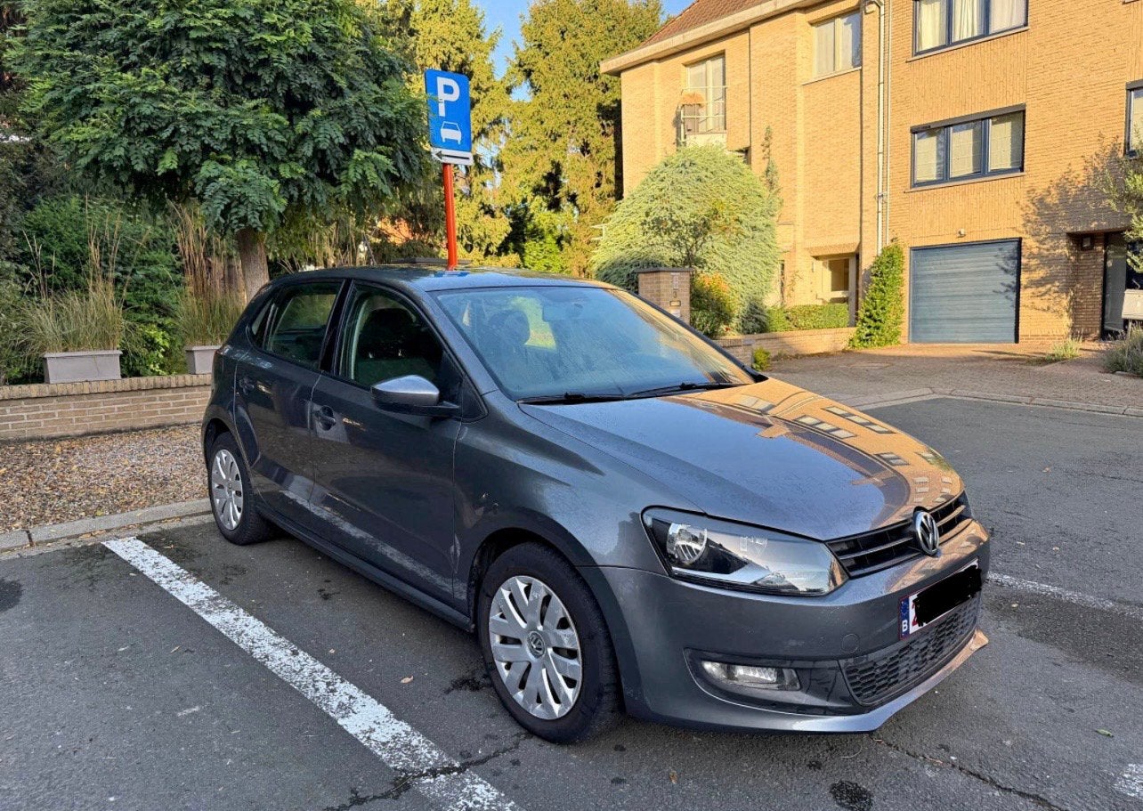 Volkswagen Polo 6R 2010 70cv, Achat, Boîte manuelle, Entretenue par le concessionnaire, 5 portes