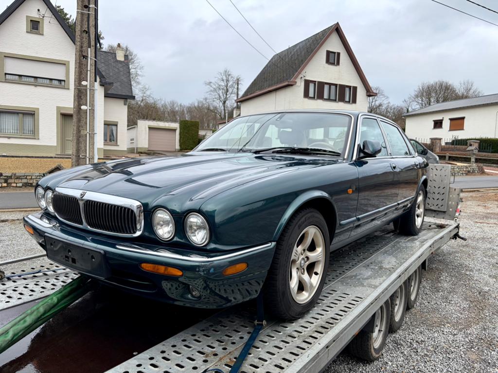 Jaguar xj 3.2 v8 klassieker!, Auto's, Jaguar, Particulier, XJ, Benzine, Ophalen