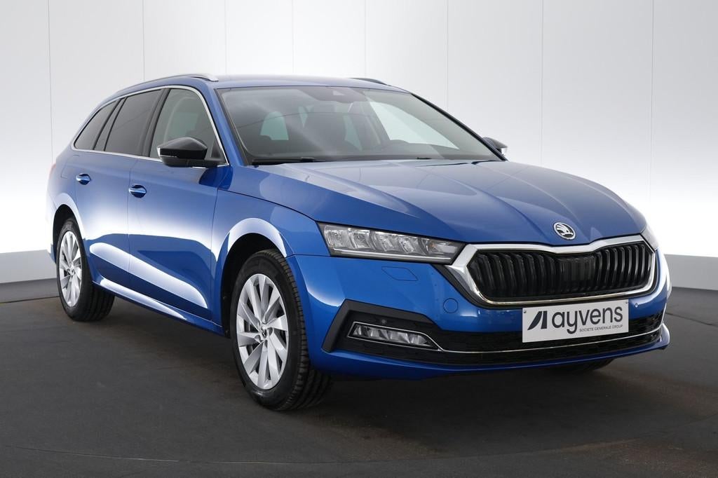 (2ERB549) SKODA OCTAVIA COMBI, Autos, Achat, Euro 6, Entreprise, Carnet d'entretien