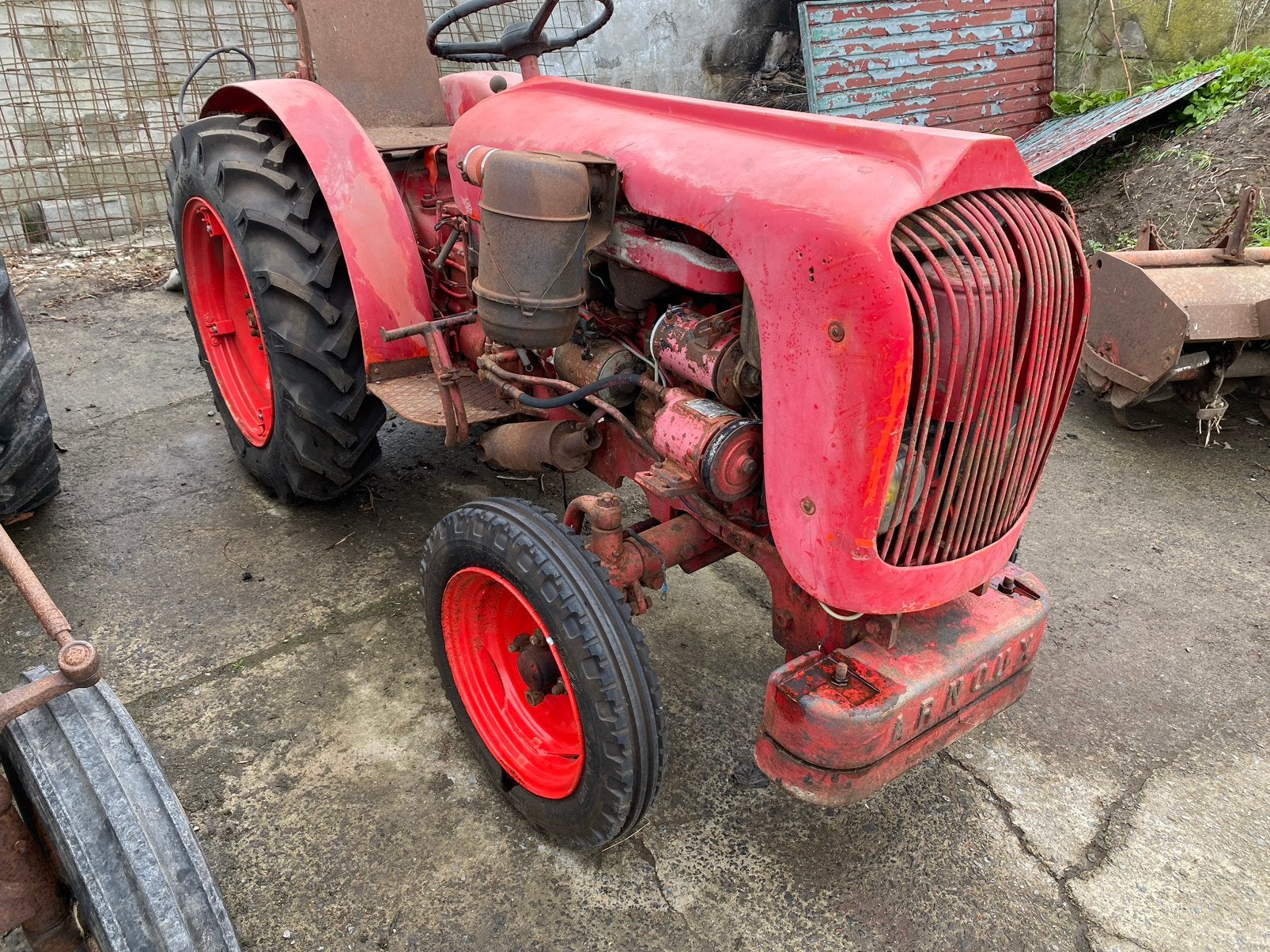 Oldtimer tractor, Zakelijke goederen, Ophalen