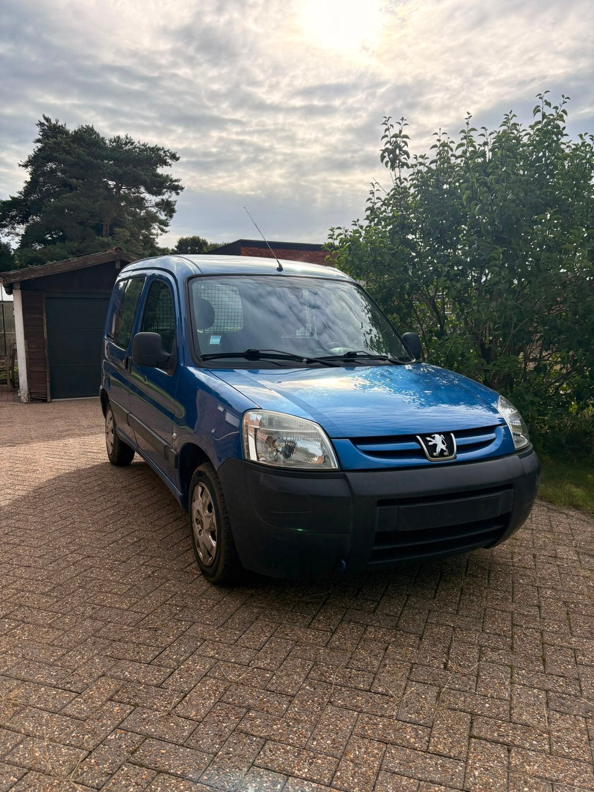 Peugeot Partner 164 000 km homologués pour la vente, 4 portes, 2 places, Boîte manuelle, Entretenue par le concessionnaire