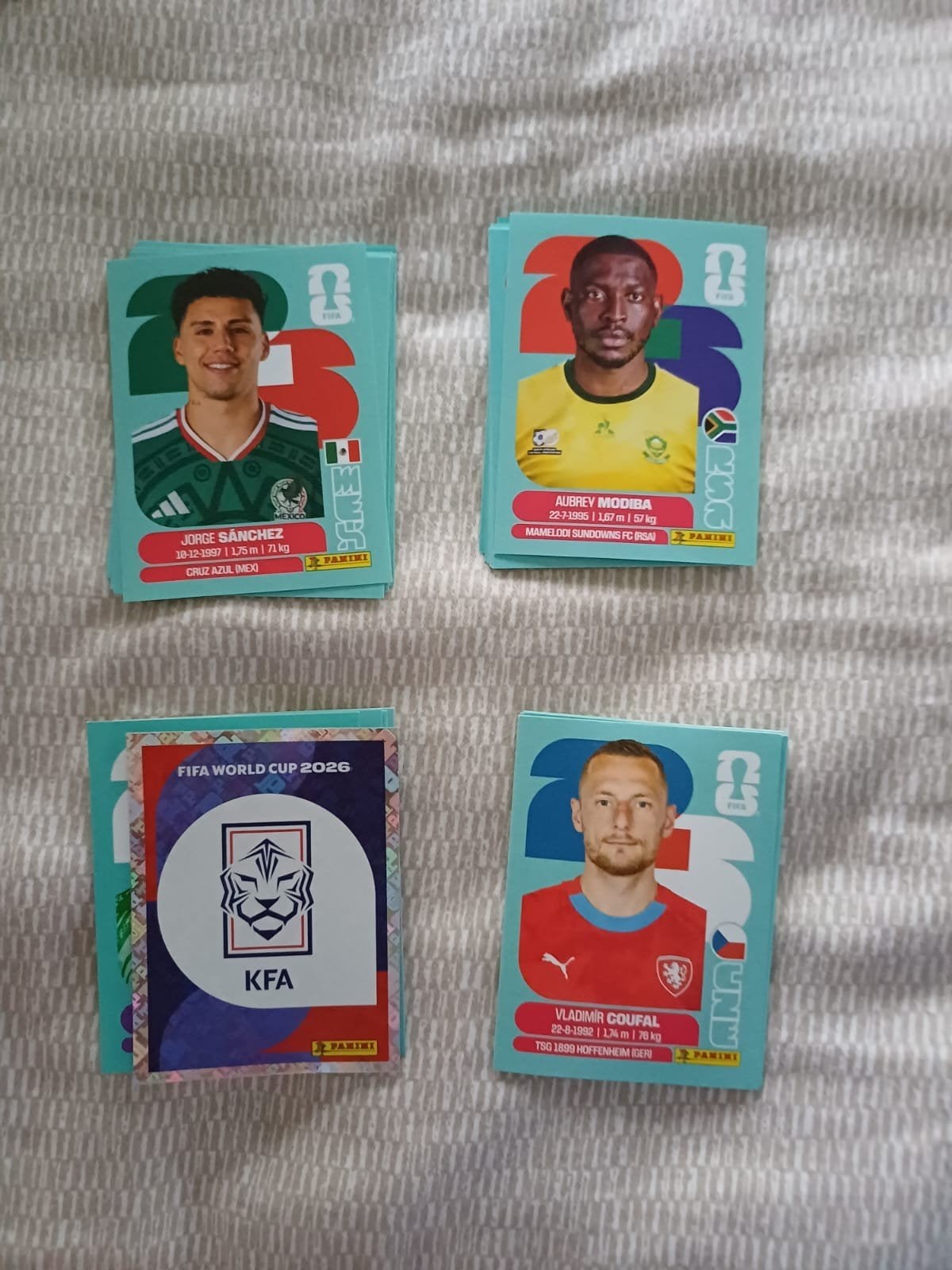 Collection d'autocollants officiels de la Coupe du Monde de, Collections, Envoi, Neuf, Sport