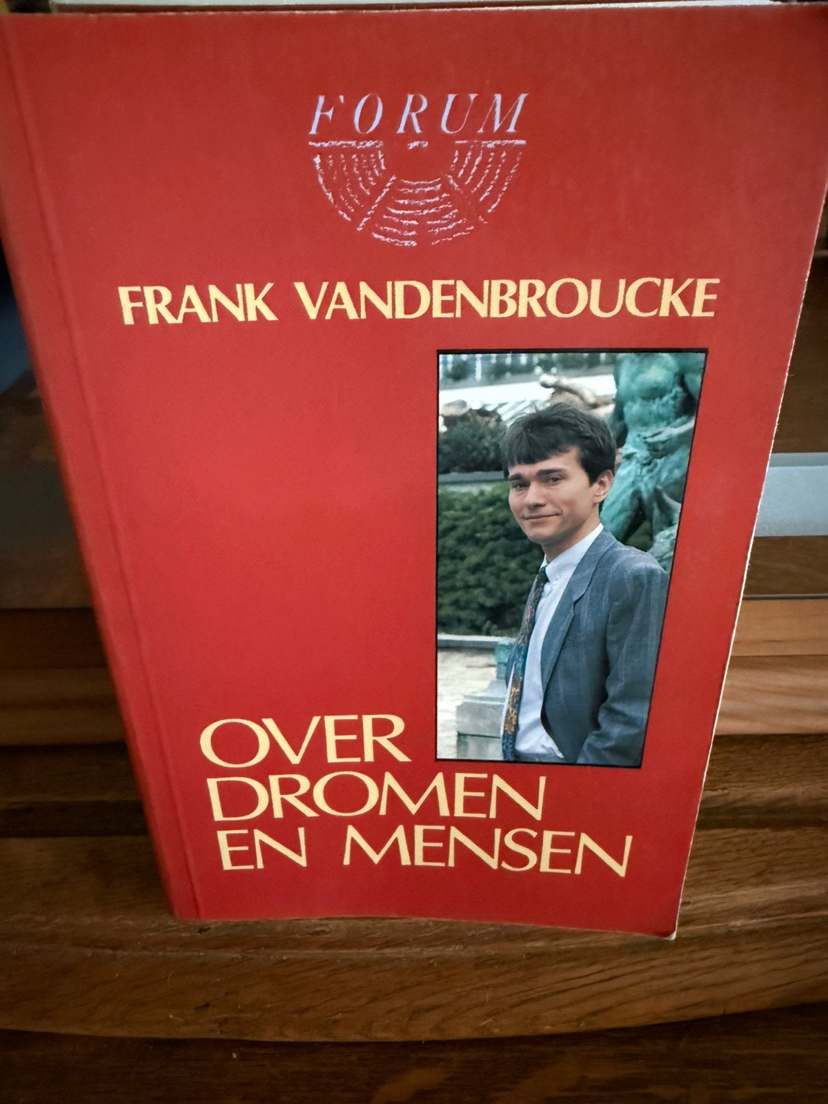 Over Dromen En Mensen, Ophalen of Verzenden, Zo goed als nieuw, Maatschappij en Samenleving