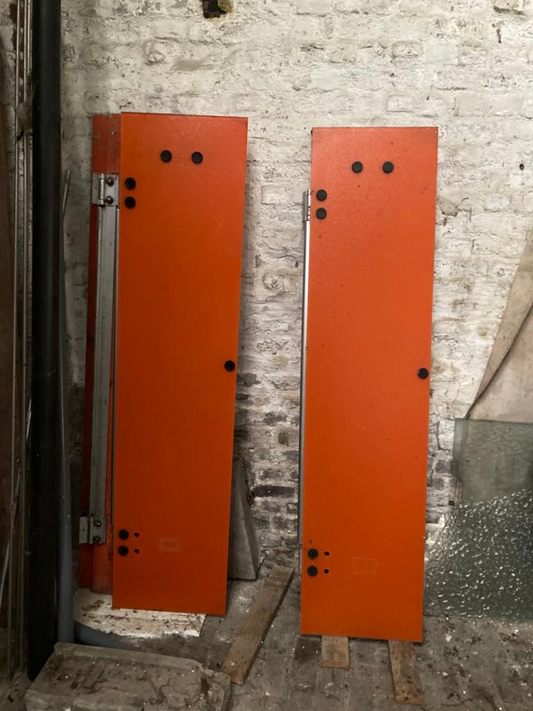 Oranje glazen deuren/ panelen, Ophalen, Zo goed als nieuw