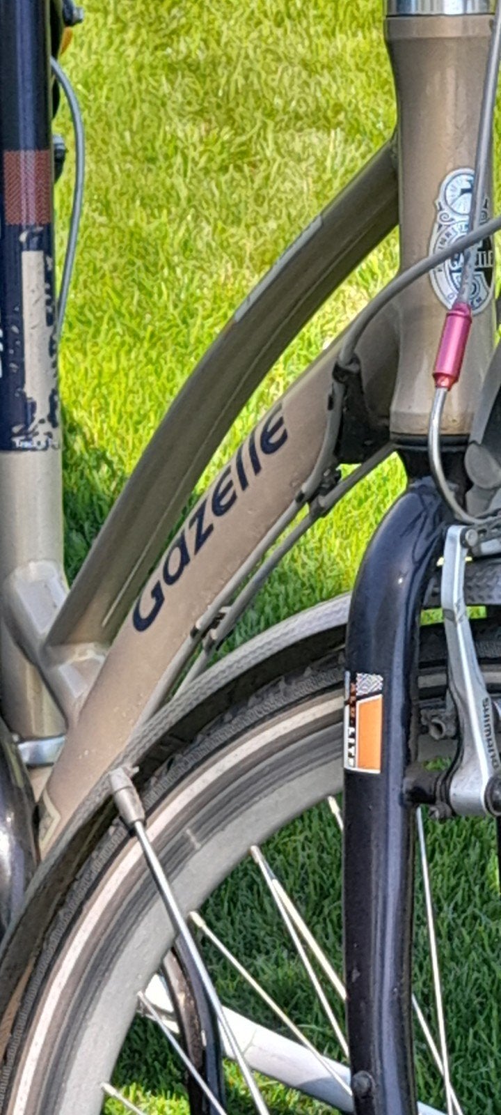 Gazelle fiets aluminium beige kleur, Fietsen en Brommers, Brommers | Honda, Ophalen