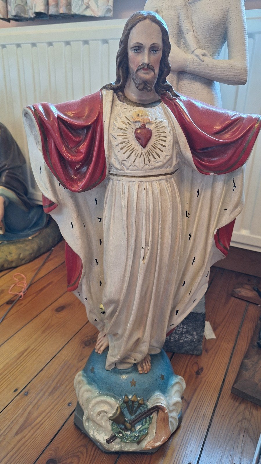 H Hart, Antiquités & Art, Enlèvement