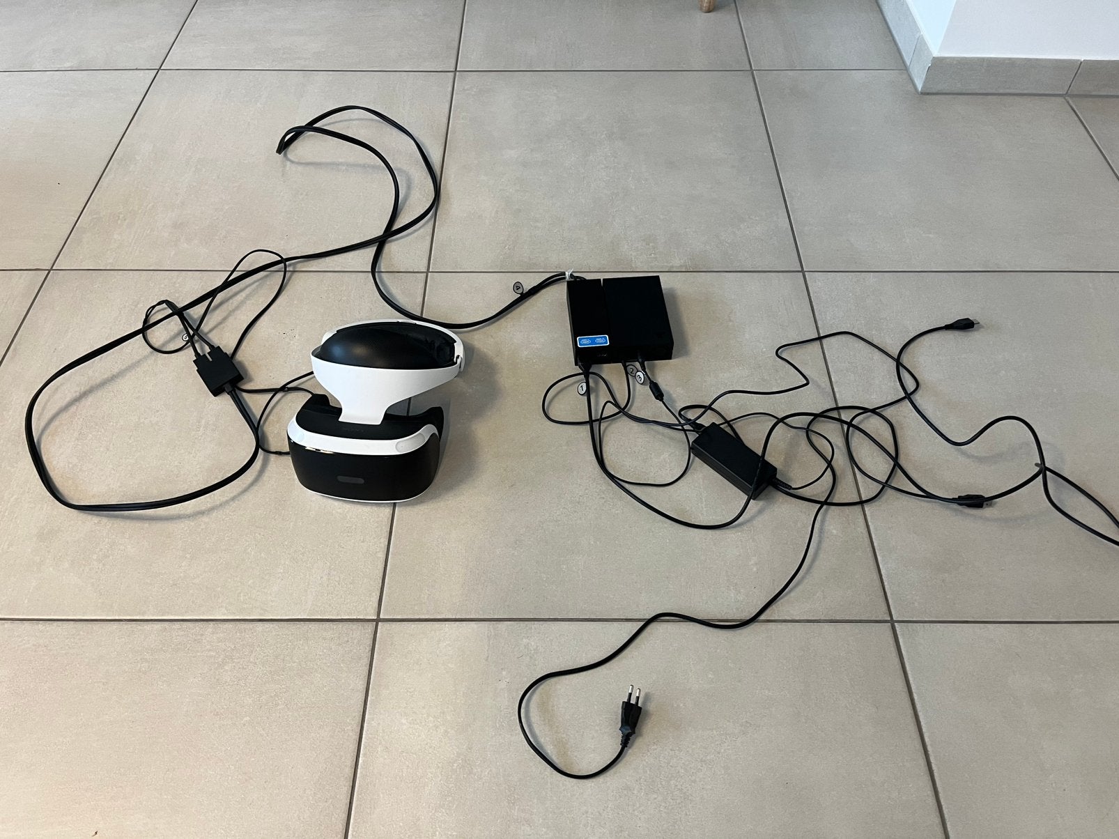 VR bril met camera voor playstation, Ophalen, Zo goed als nieuw