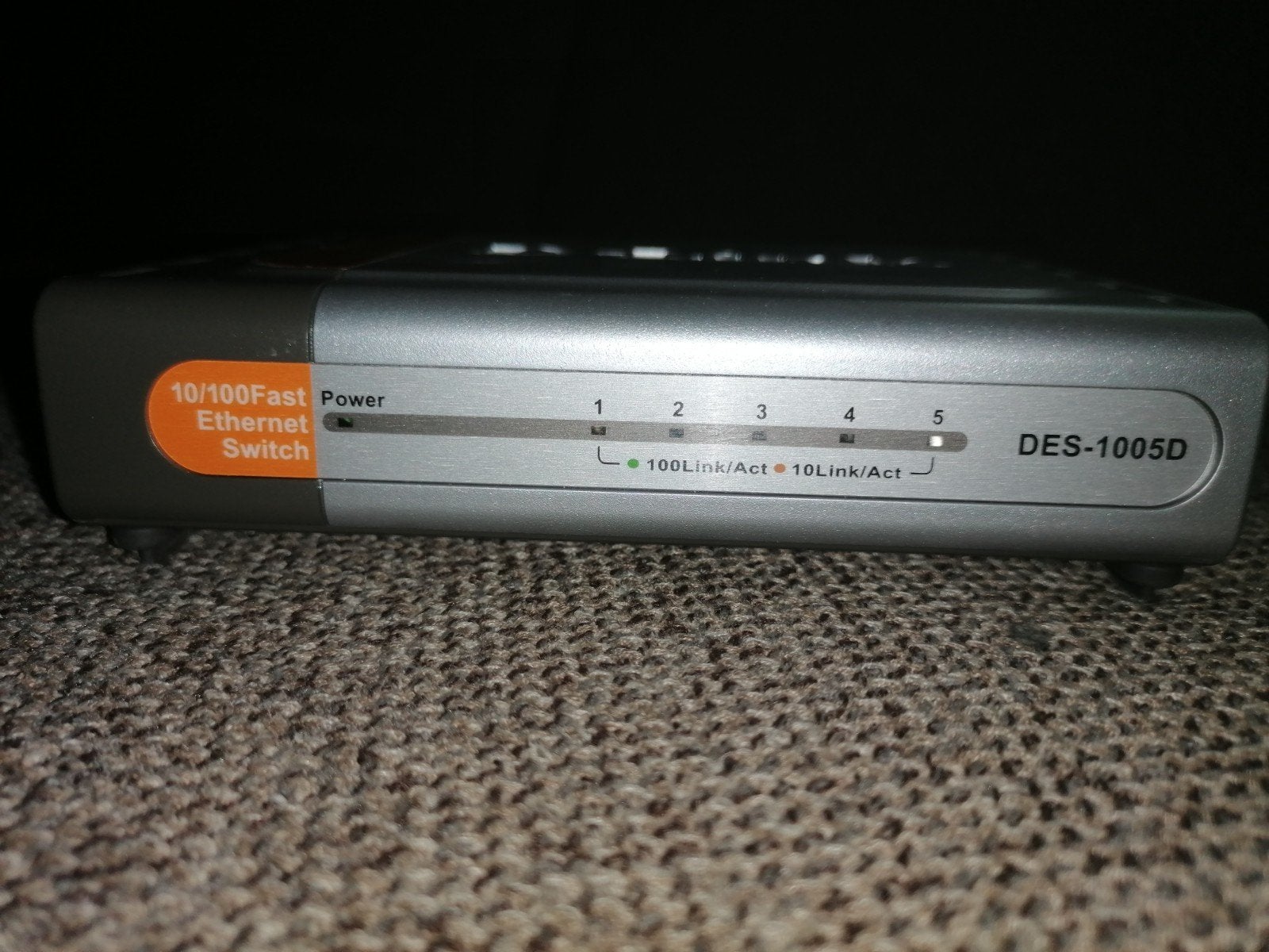 D-Link switch, Computers en Software, Ophalen of Verzenden, Gebruikt