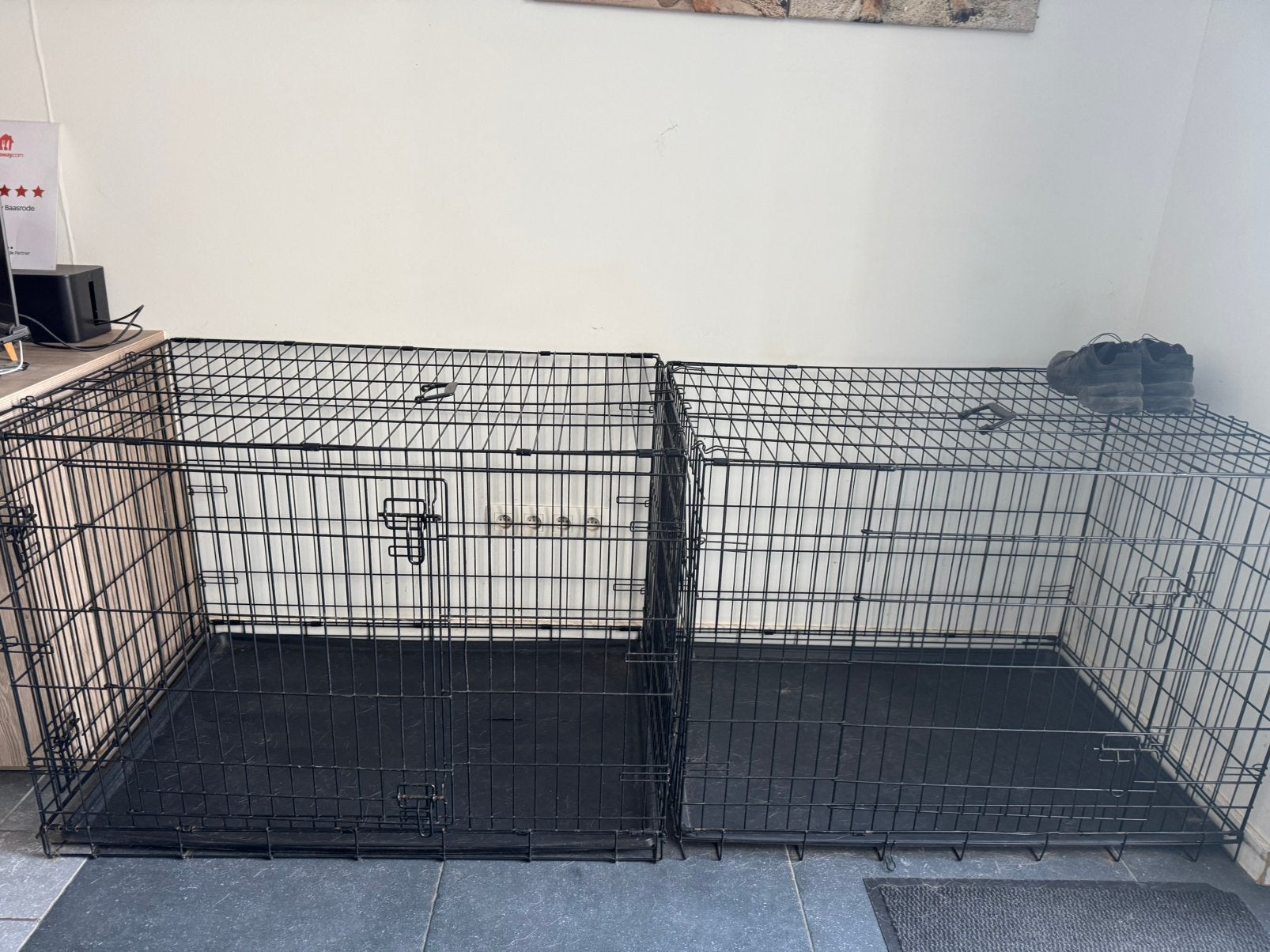 Honden bench 2x, Enlèvement, Utilisé