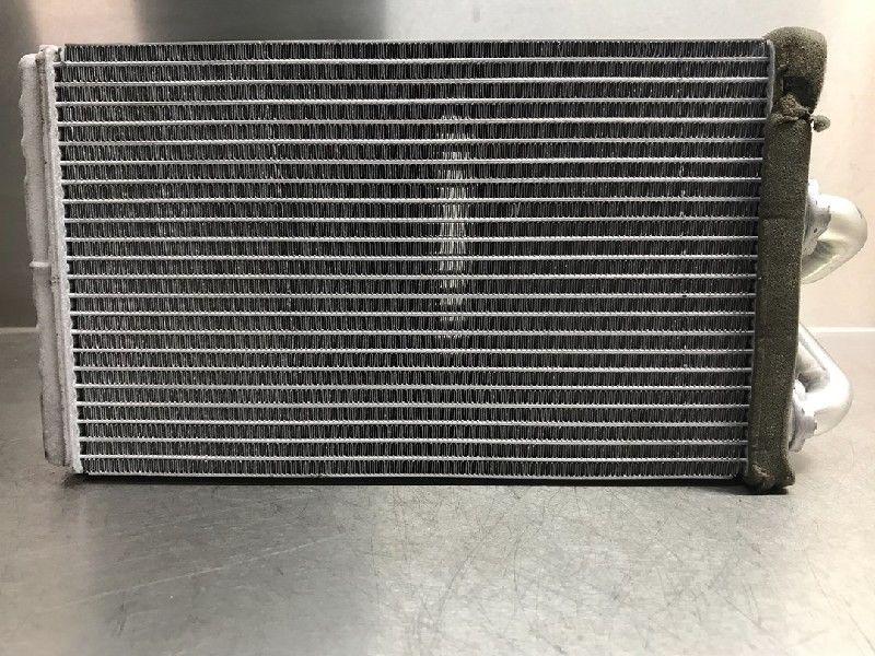 KACHELRADIATEUR Mitsubishi ASX (01-2010/03-2023), Auto-onderdelen, Gebruikt, Mitsubishi