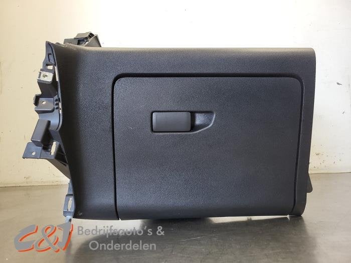 Boîte à gants d'un Peugeot Partner, -, 3 mois de garantie, Utilisé, -