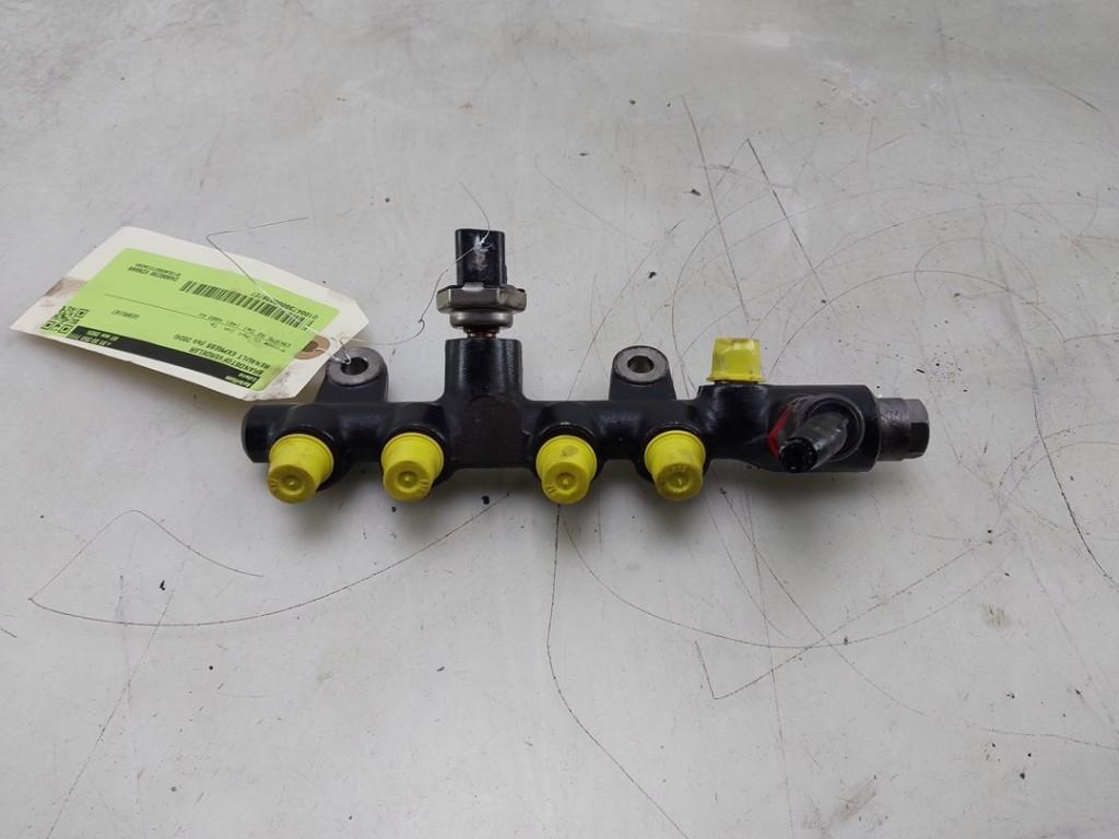 COMMON RAIL (|8200397346|5WS40208|8200815617|A2C20001221|820, Dhr. J. Ham, Renault, Administratie@autoham.nl, Utilisé