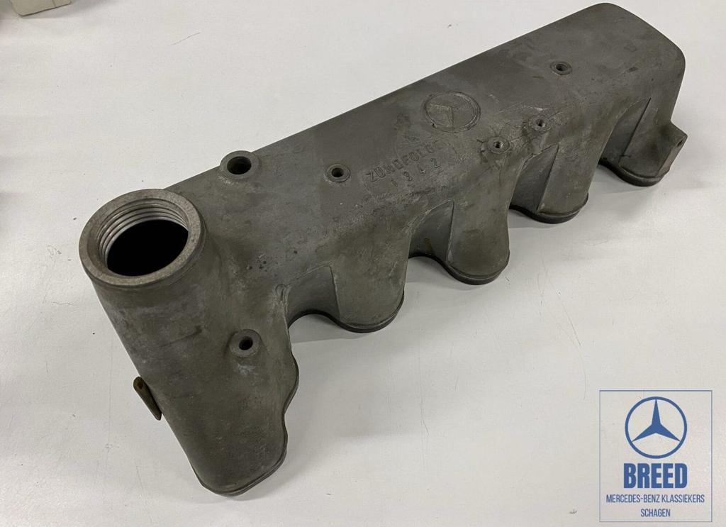 NOS kleppendeksel voor Mercedes-Benz OM621 motor W110 W115, Neuf, -, -, Enlèvement ou Envoi