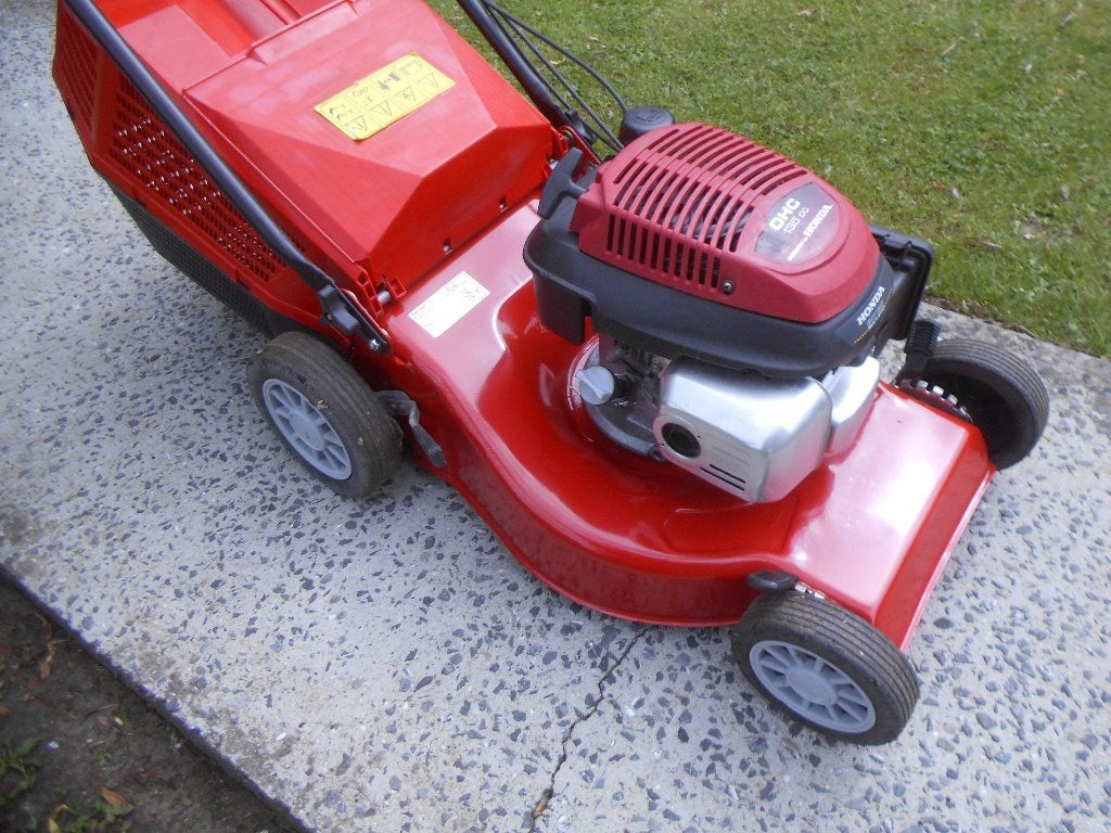 tondeuse Auto-tractée moteur HONDA, Tuin en Terras, Grasmaaiers, Zo goed als nieuw, Benzine-grasmaaier, 40 t/m 49 cm, Cirkelmaaier