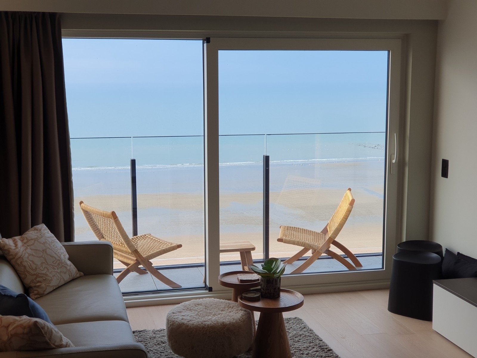 Studio te huur aan zee op zeedijk Middelkerke