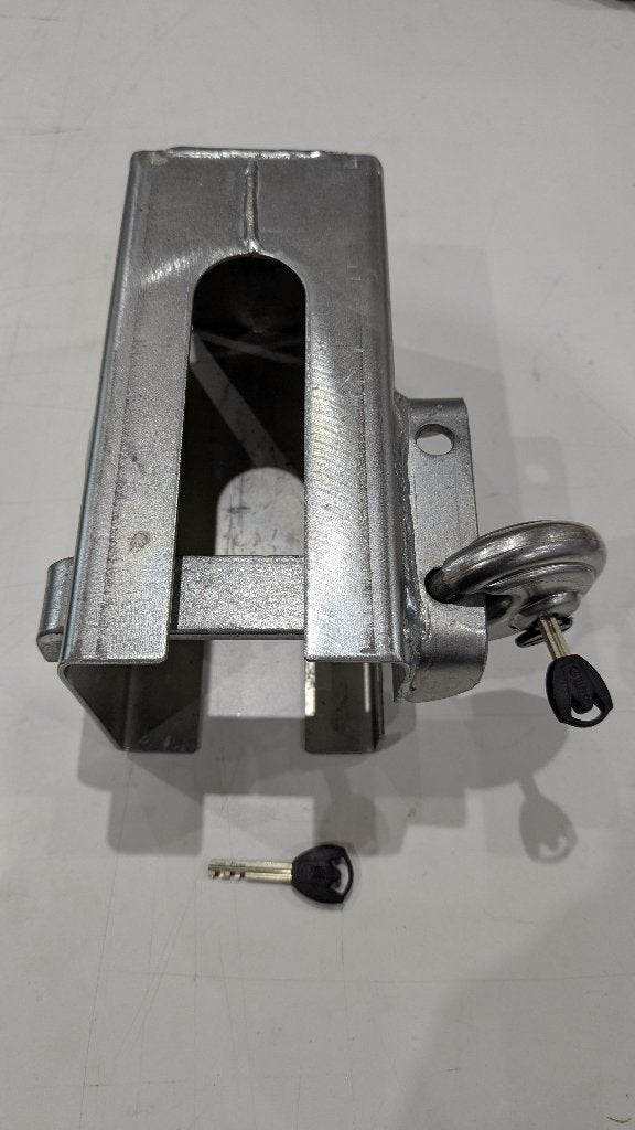 Disselslot met ABUS Diskus 20/70 - Als nieuw, Auto diversen, Ophalen, Zo goed als nieuw