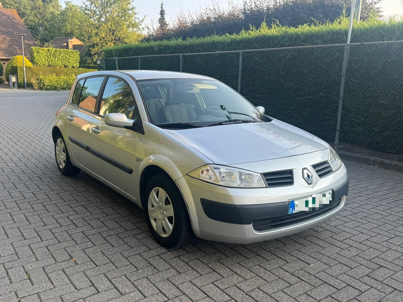 Renault Megane 1.4 essence prête à immatriculer, Autos, Achat, Entreprise, Boîte manuelle, Euro 4