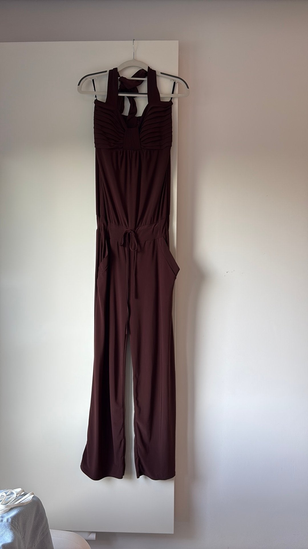 Bruine jumpsuit (38), Kleding | Dames, Jumpsuits, Ophalen of Verzenden, Gedragen