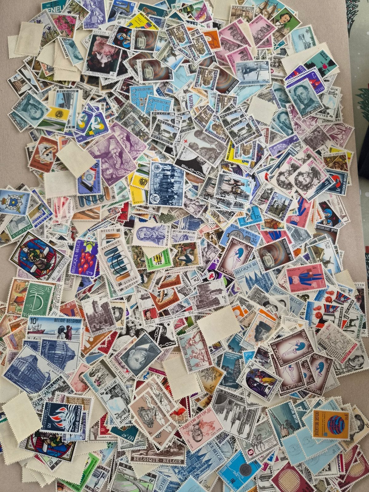 grand lot de timbres neuf de Belgique, Enlèvement ou Envoi, Non oblitéré, Timbre-poste, Neuf