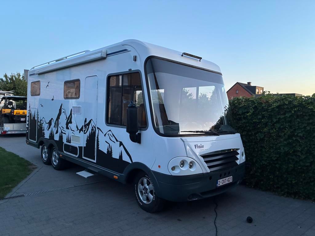 niesmann bischoff flair IVECO motor, Caravans en Kamperen, Standaard zit, Niesmann+Bischoff, Ringverwarming, Koelkast
