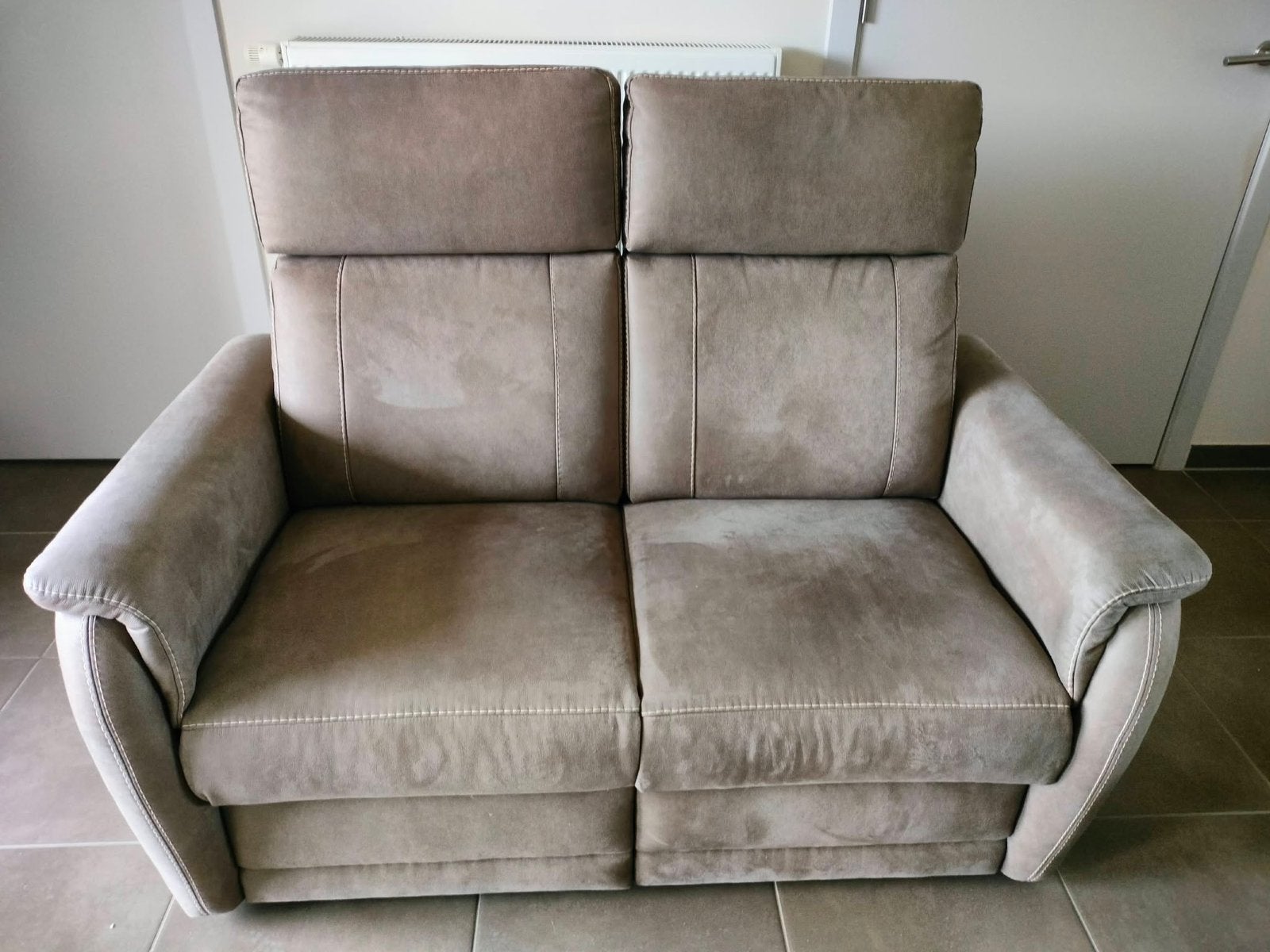 2-zits relaxzetel taupe/grijsbeige Meubelen Merlijn, Huis en Inrichting, Ophalen, Tweepersoons, 75 tot 100 cm, Zo goed als nieuw